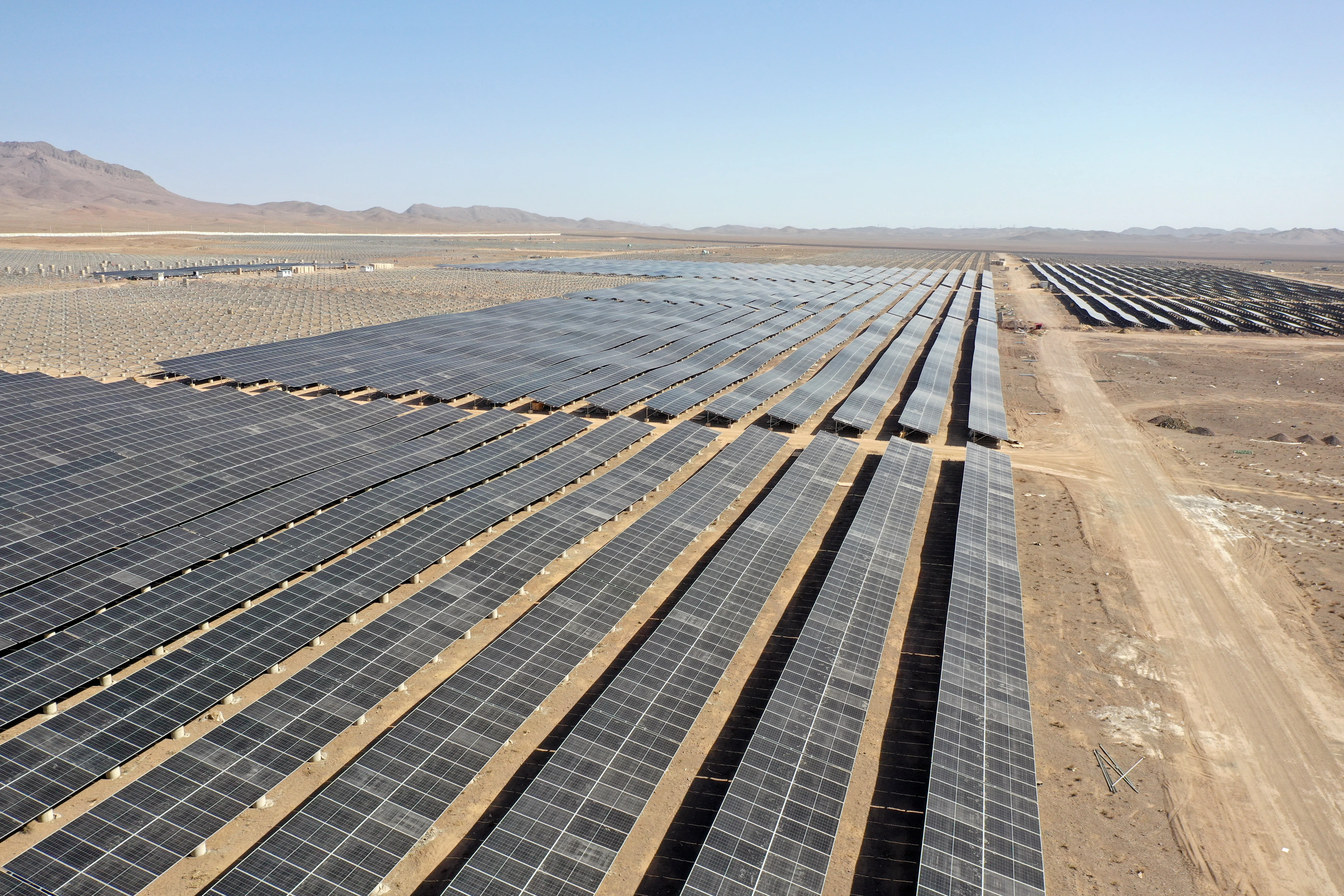 Valman 250MW Solar Power plant gallery image 7