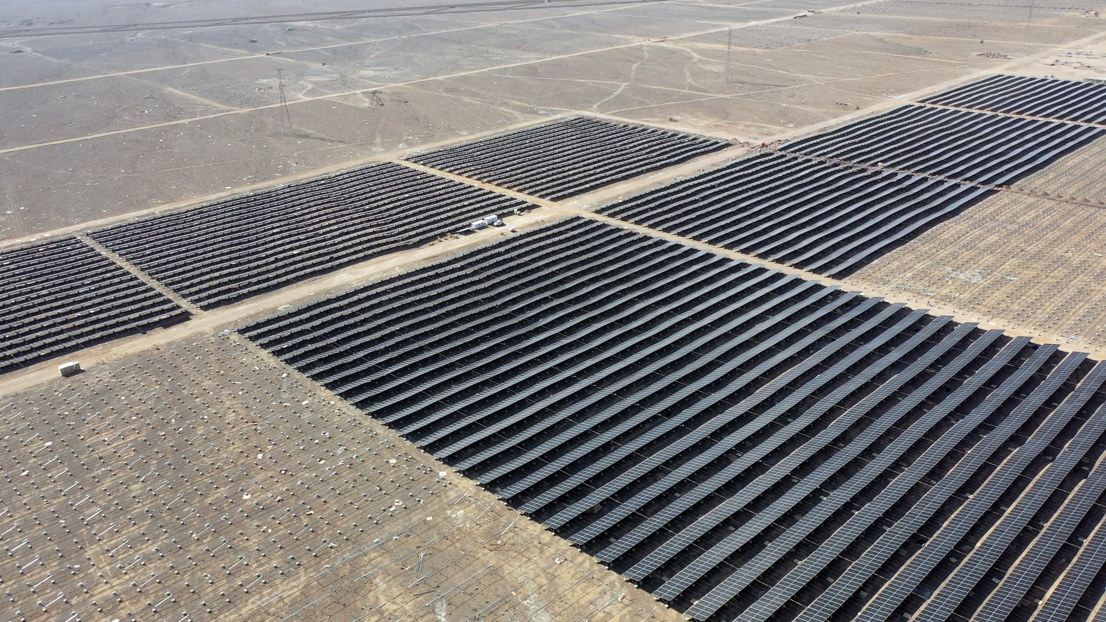 Valman 250MW Solar Power plant gallery image 12