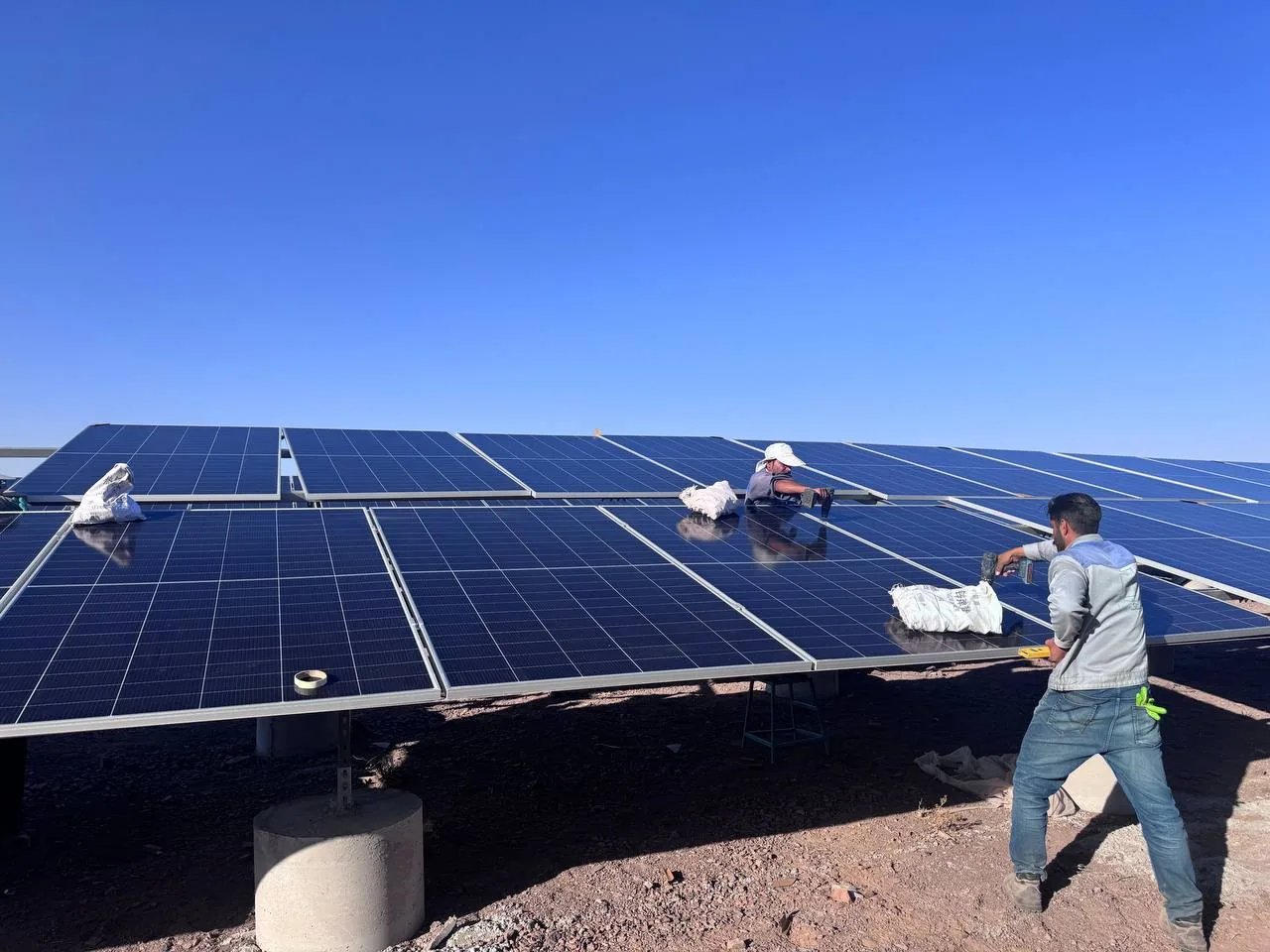 Kaveh 170 MW Solar Methanol Power Plant Project gallery image 2